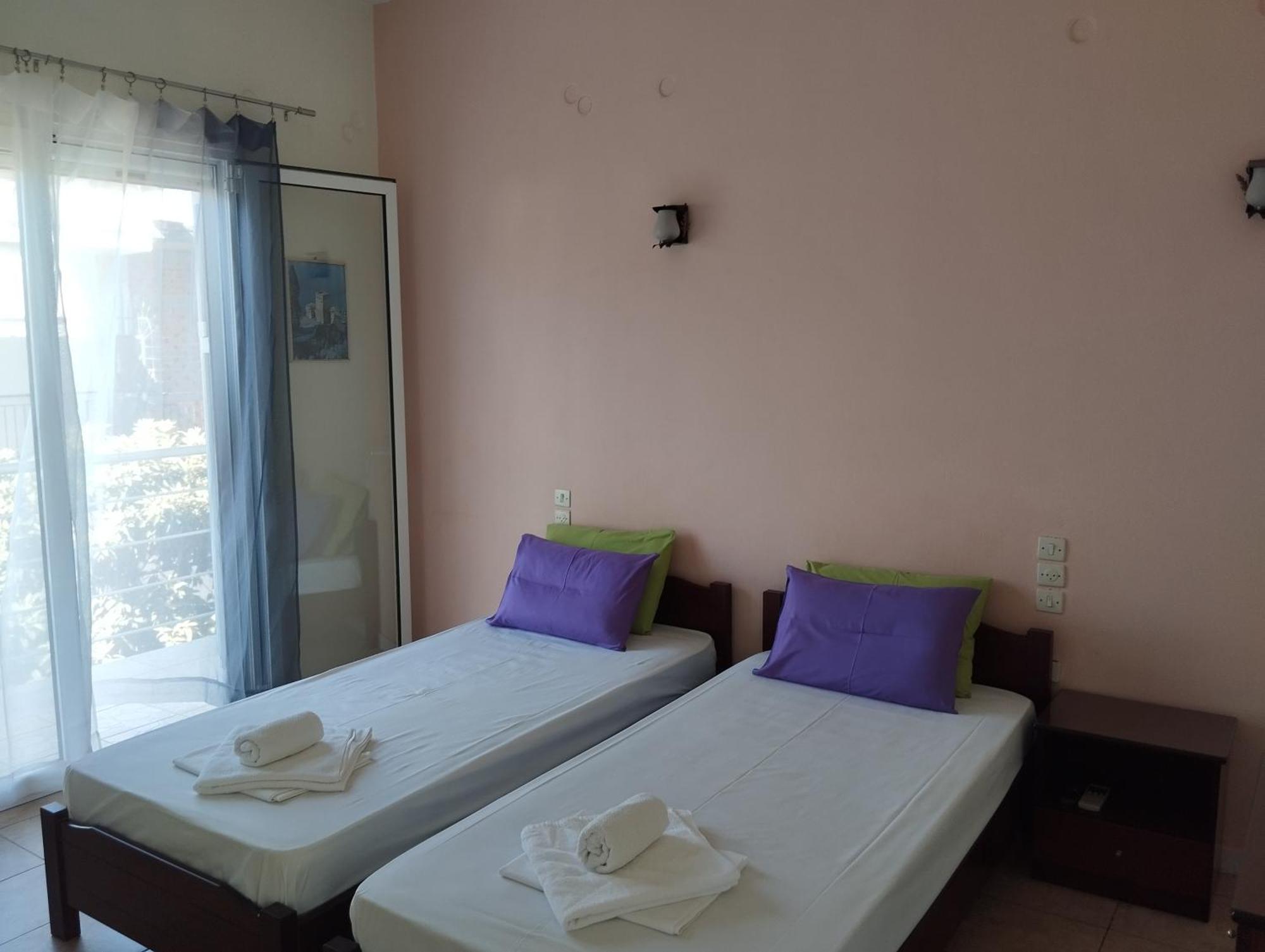 Hotel Neon Astron Камена-Вурла Екстер'єр фото